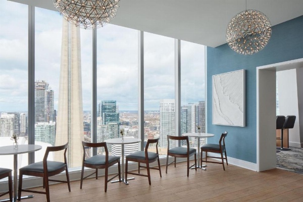 Delta Hotels by Marriott Toronto image 40