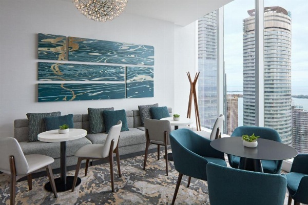 Delta Hotels by Marriott Toronto image 41