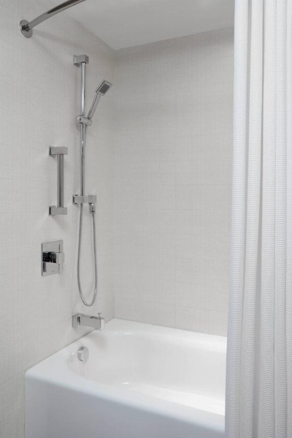 Delta Hotels by Marriott Toronto image 75