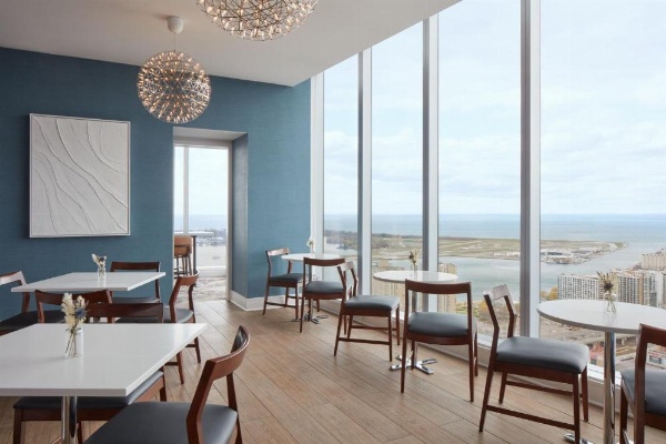 Delta Hotels by Marriott Toronto image 98